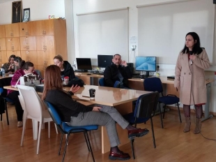 628344160 1368950341701376 4286735403713321061 N